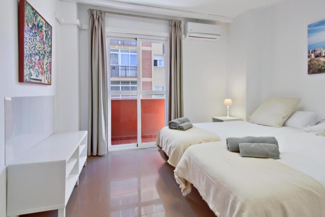 Апартаменты Amplio Piso Con Terraza Малага Экстерьер фото
